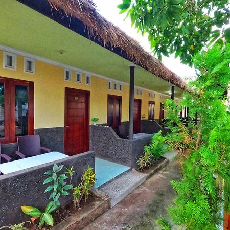 Mango Homestay Секотонг Екстер'єр фото