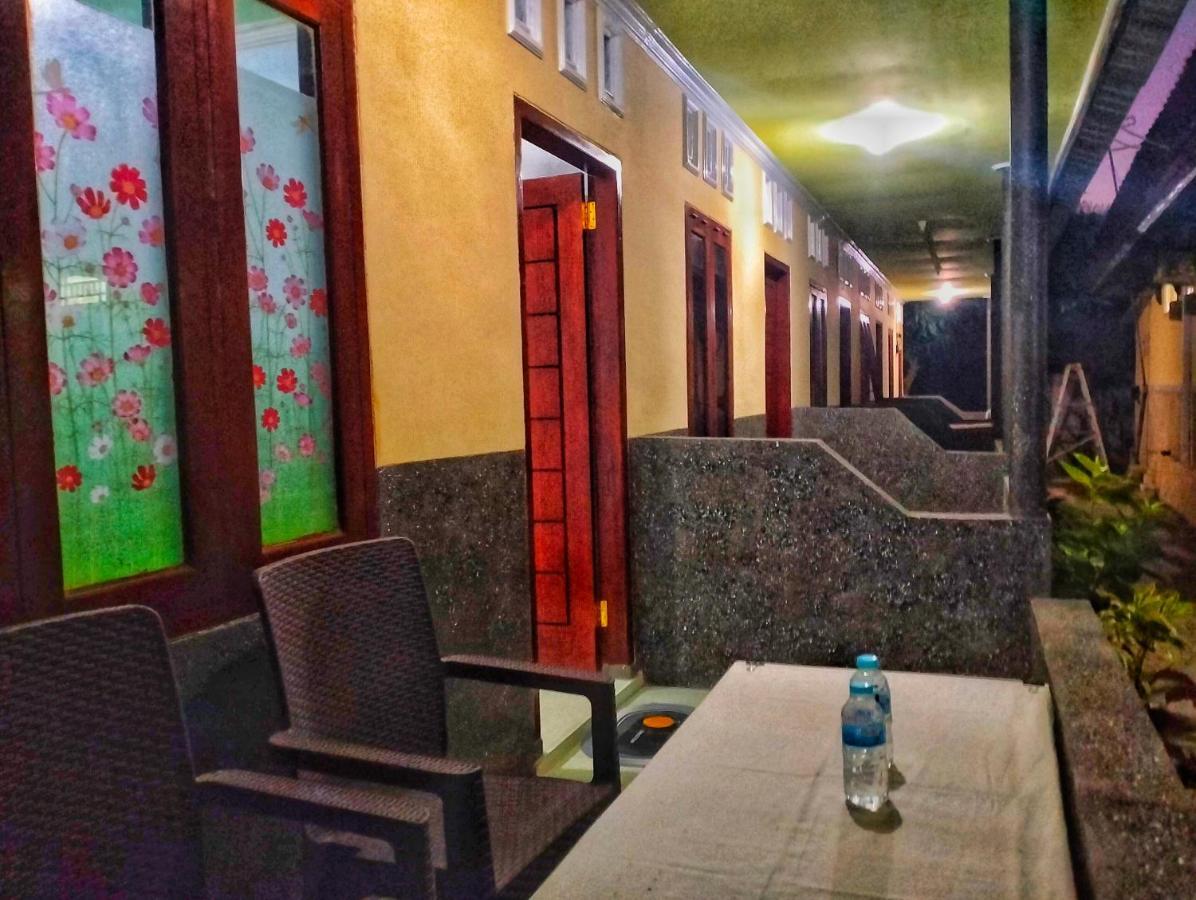 Mango Homestay Секотонг Екстер'єр фото