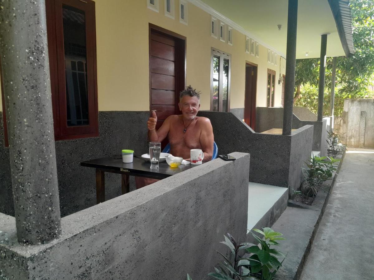 Mango Homestay Секотонг Екстер'єр фото