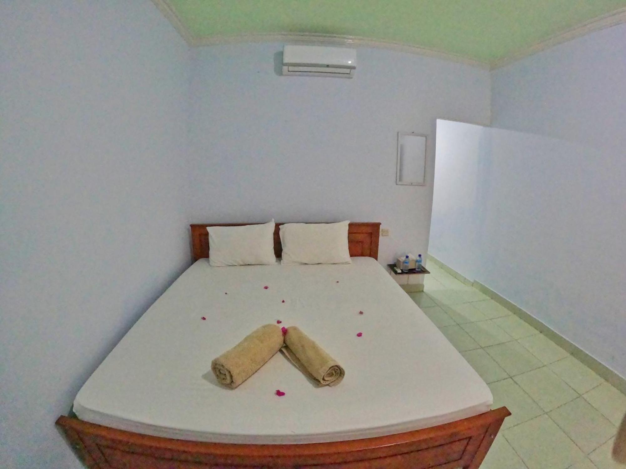 Mango Homestay Секотонг Екстер'єр фото